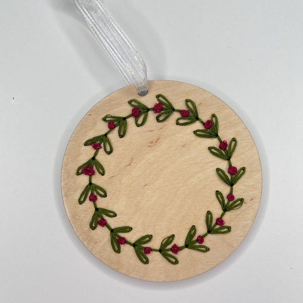 Holiday Wreath Ornament Stitch Disks
