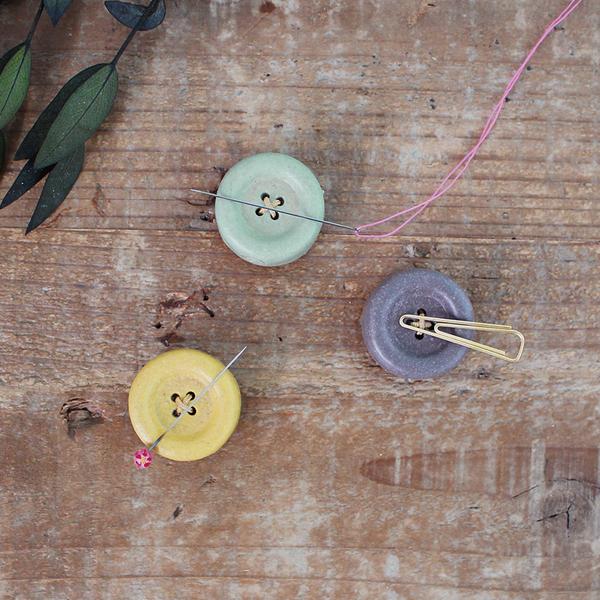 Shigaraki Ware Magnetic Button